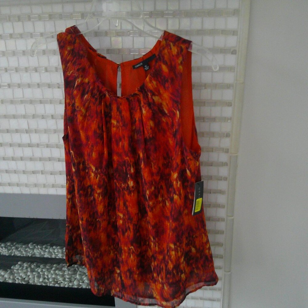 Size 10 Chaus Sleeveless Top